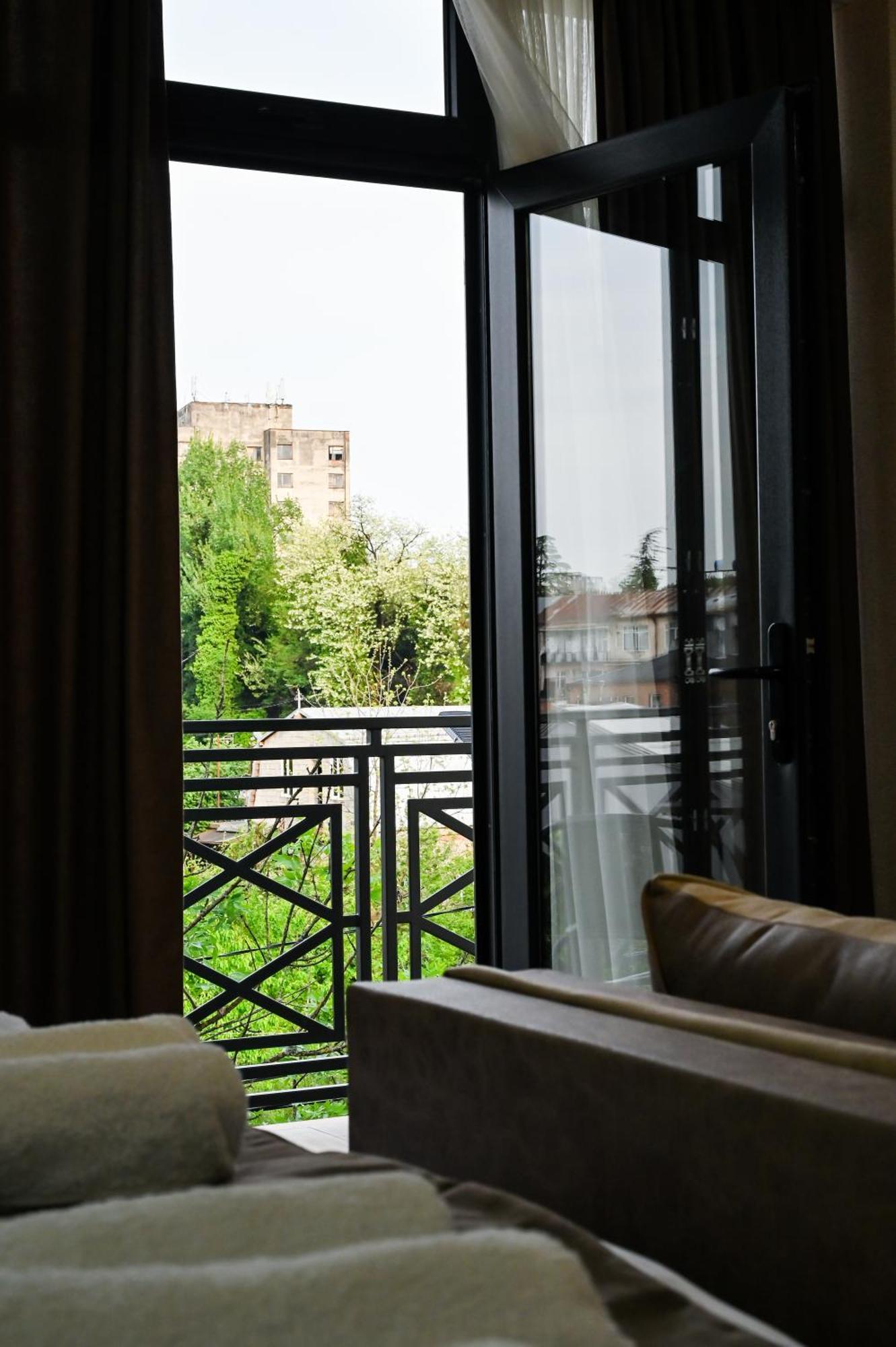 Hotel K124 Koutaïssi Extérieur photo