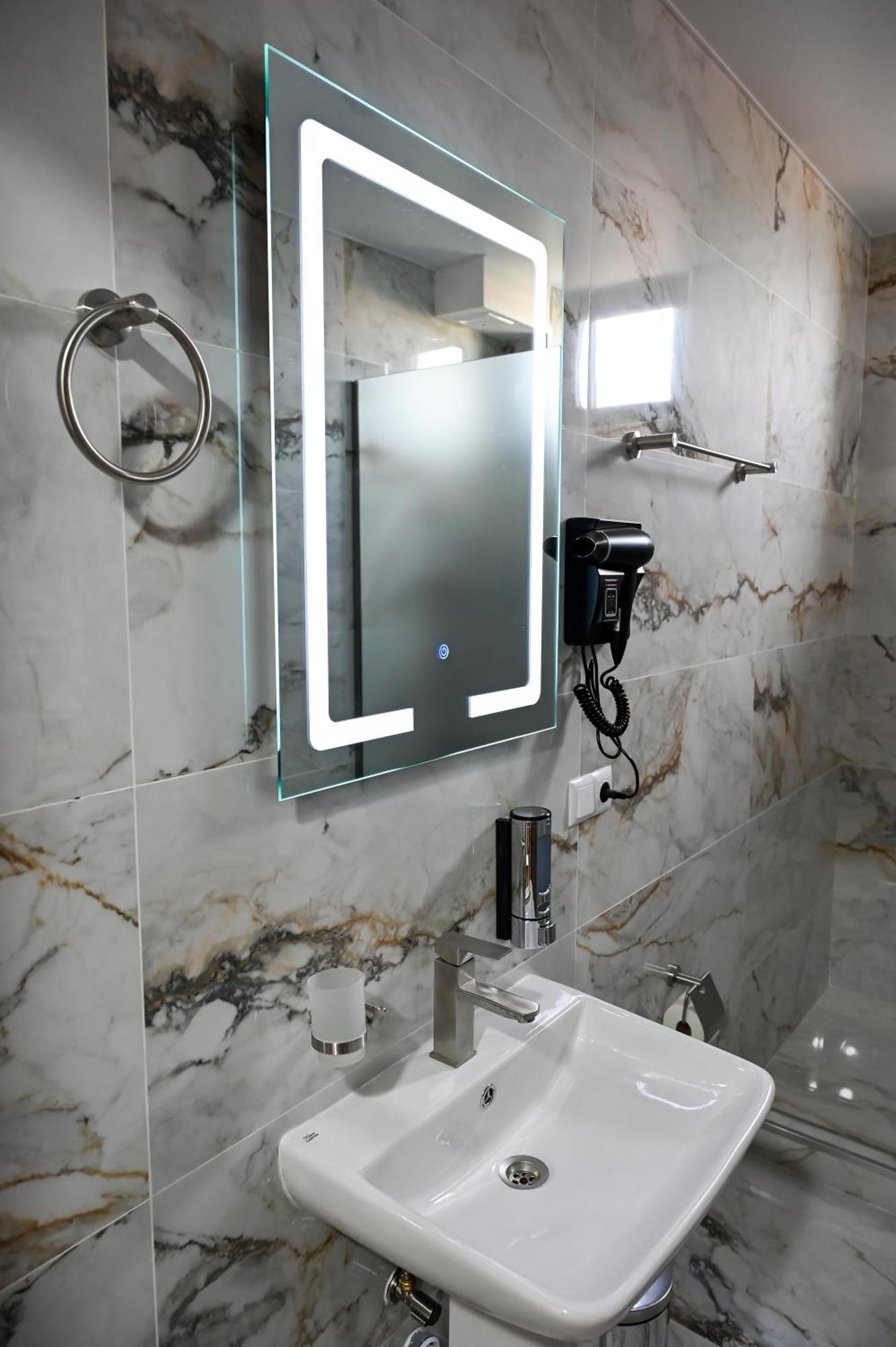 Hotel K124 Koutaïssi Extérieur photo